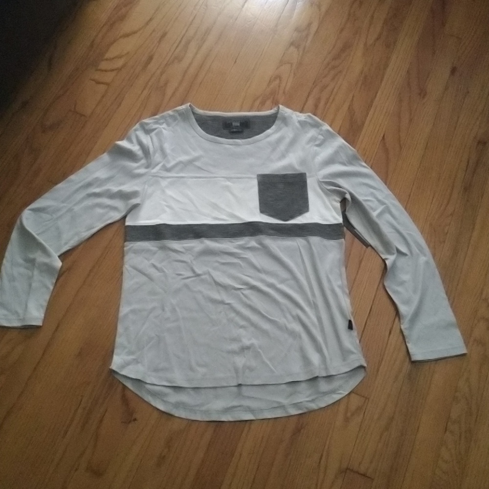 Mens T shirt